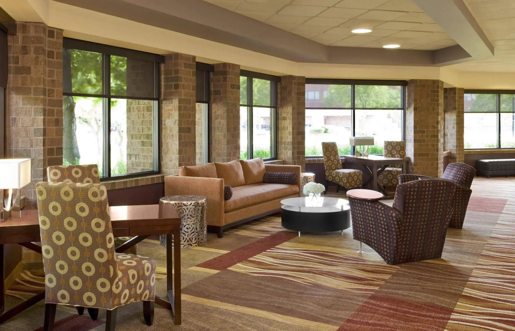 Four Points by Sheraton Milwaukee North Shore