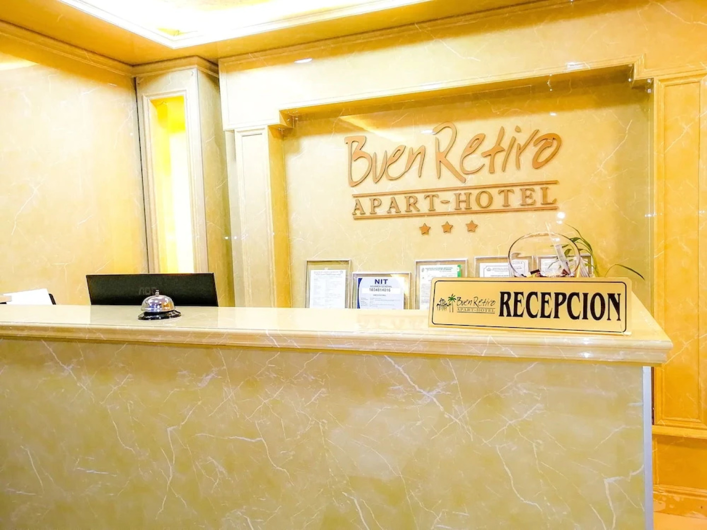 Apart Hotel Buen Retiro