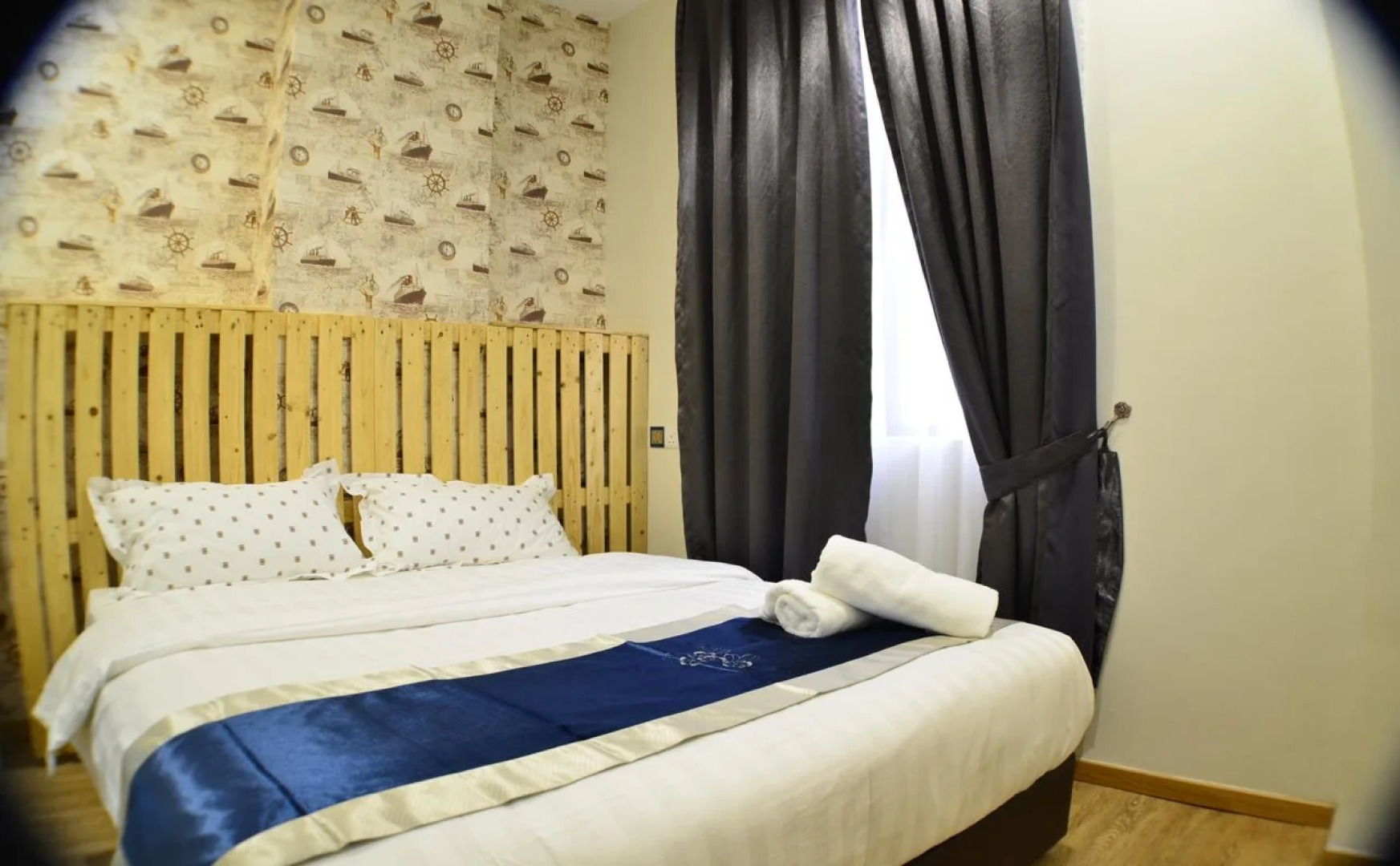 Hotel Zamburger Kota Warisan