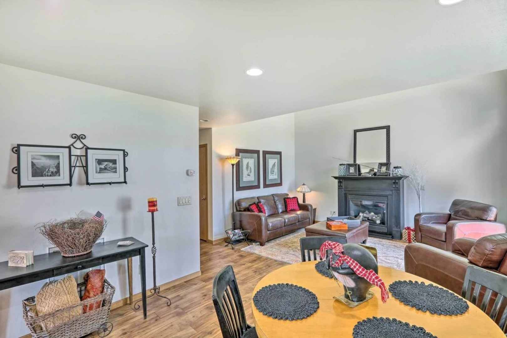 Near Skiing: Red Lodge Townhome w/ Hot Tub