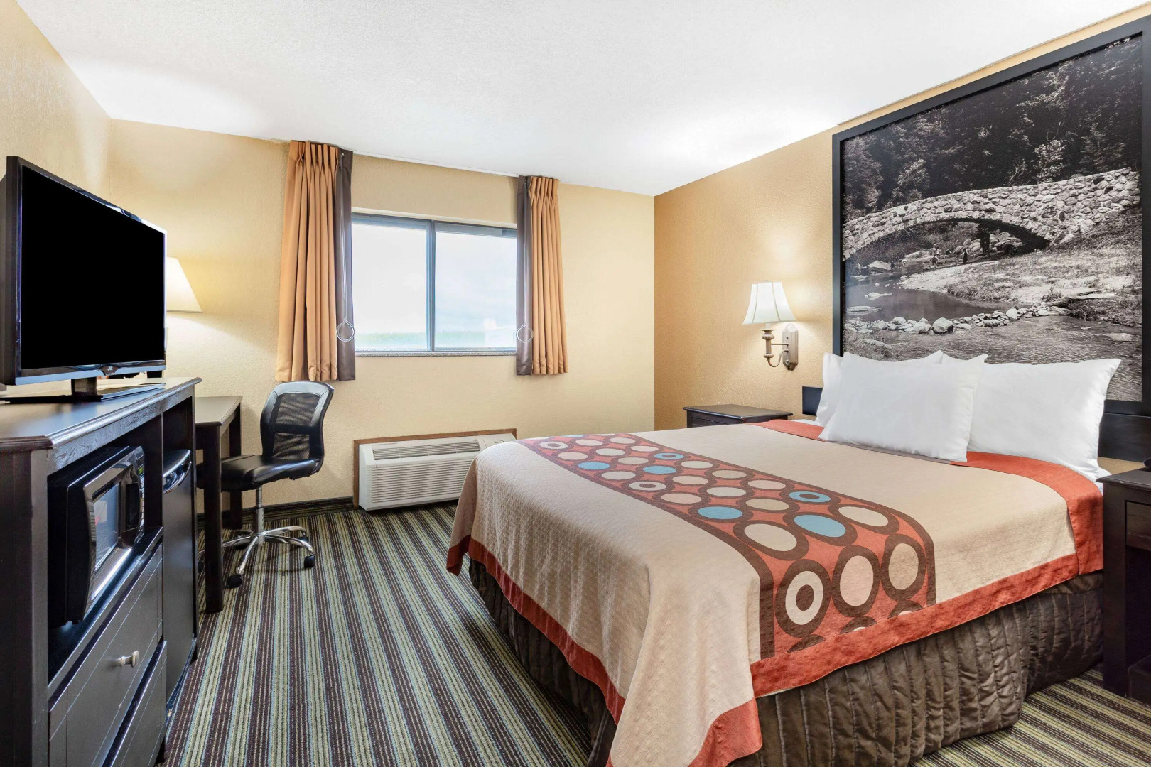 Super 8 by Wyndham Iowa Falls