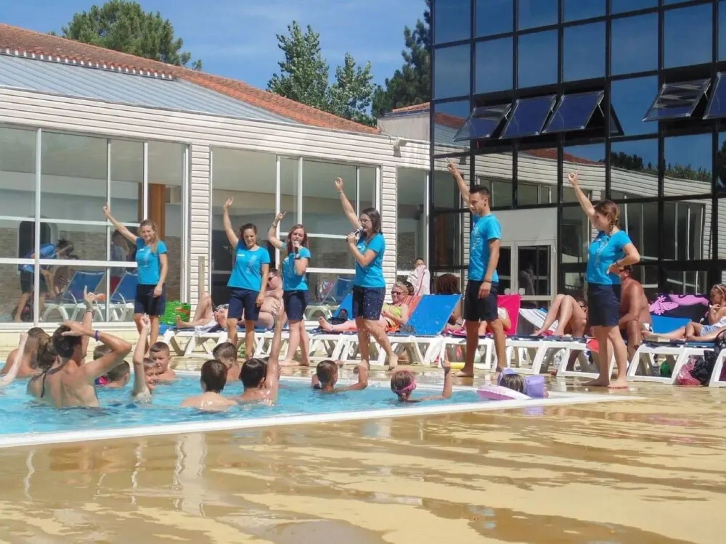 Mobil Home With 2 Bedrooms in Saint-jean-de-monts, With Pool Access an