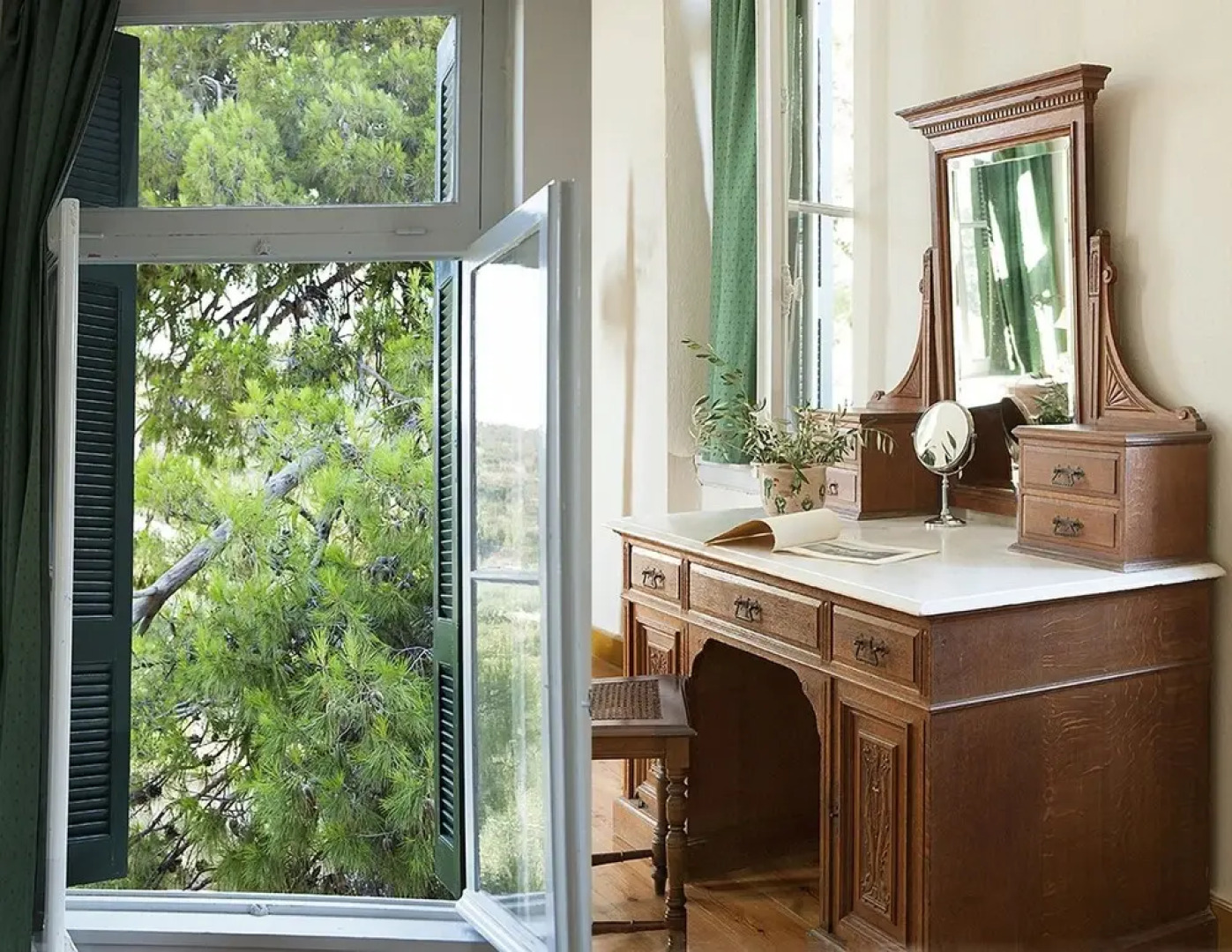 Mansion With 7 Bedrooms in Hermione, With Wonderful sea View, Enclosed