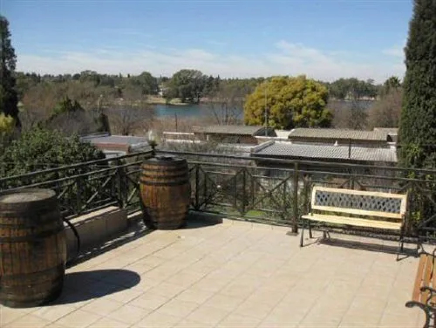 Ange B&B and Guesthouse