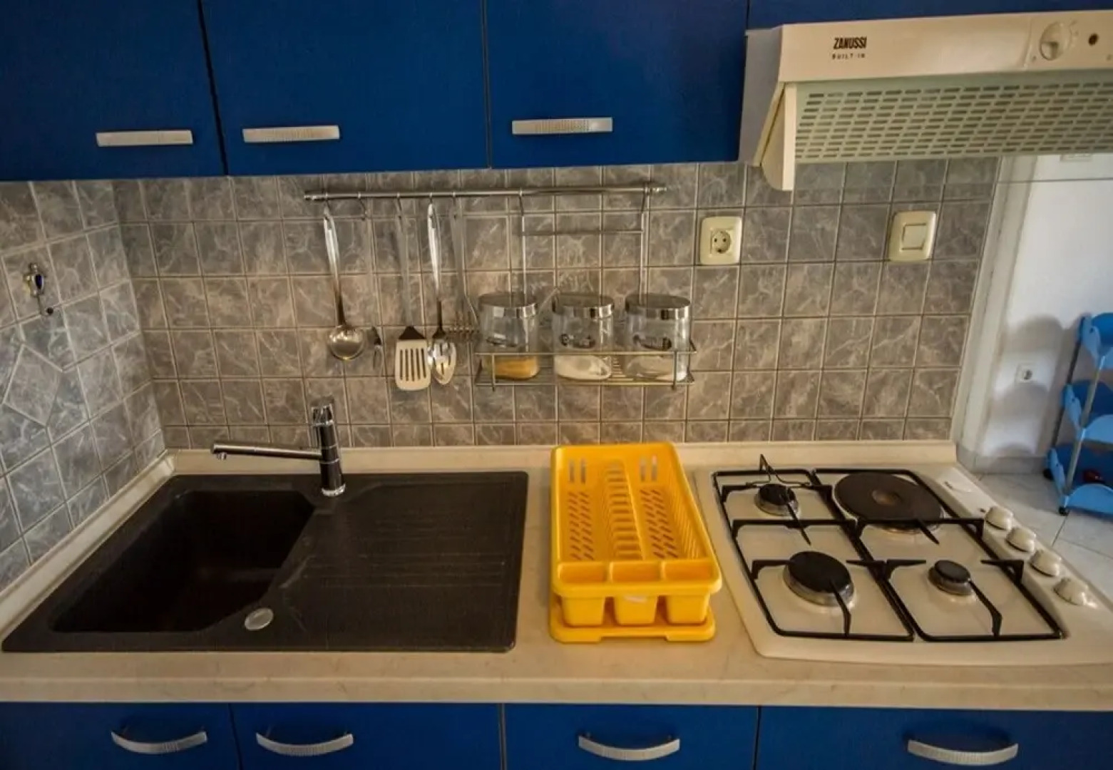 Daju - 3 Colours - A1 Plavi