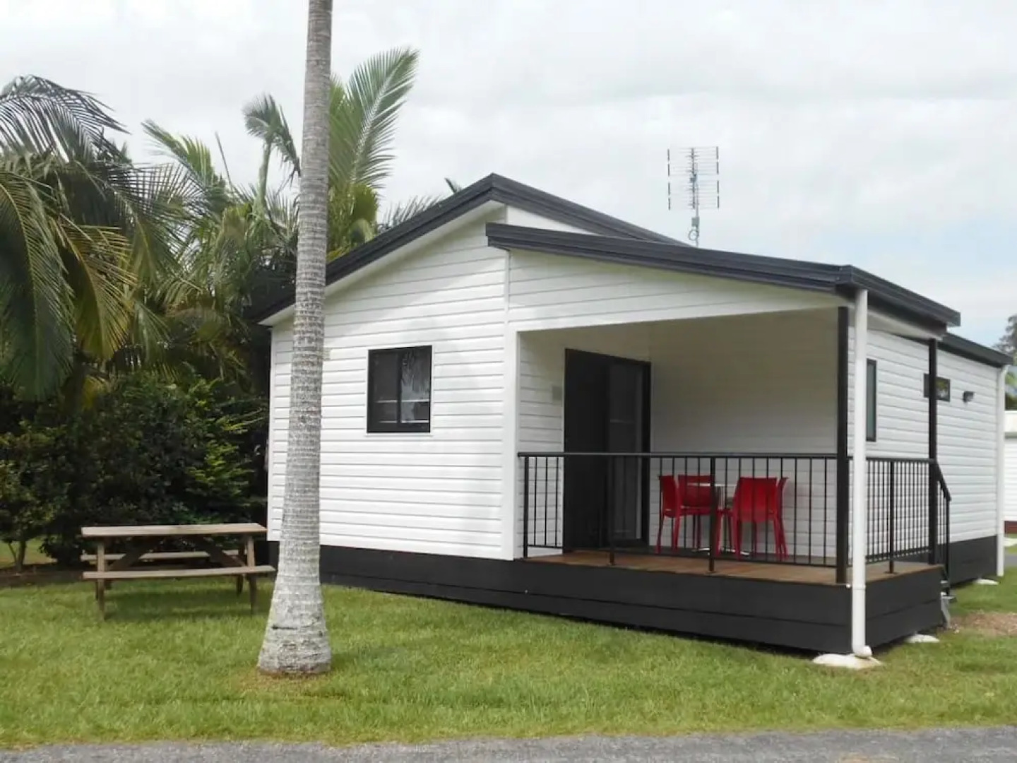 Solitary Islands Resort - Caravan Park