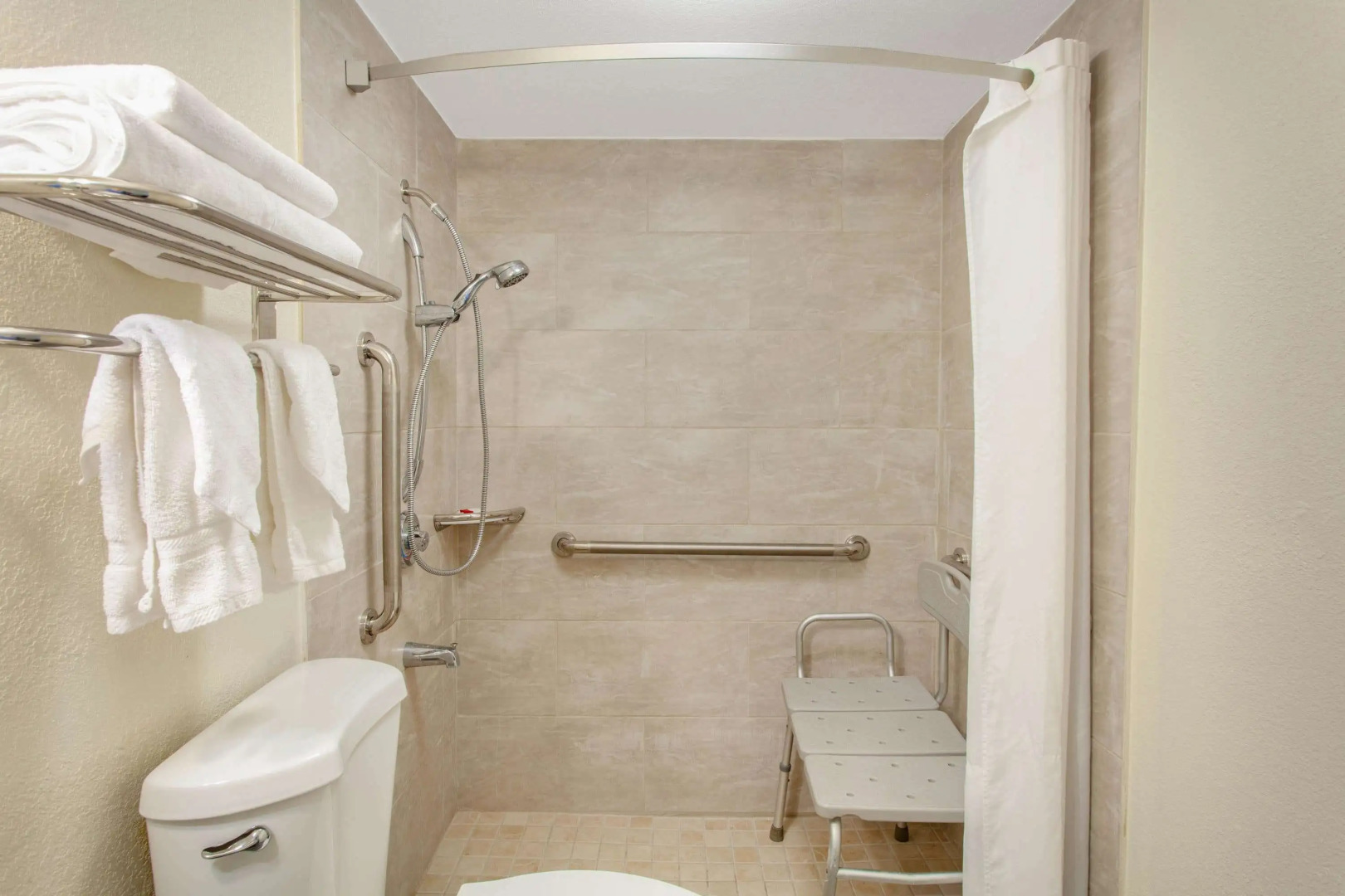 Super 8 By Wyndham Clearwater/Us Hwy 19 N