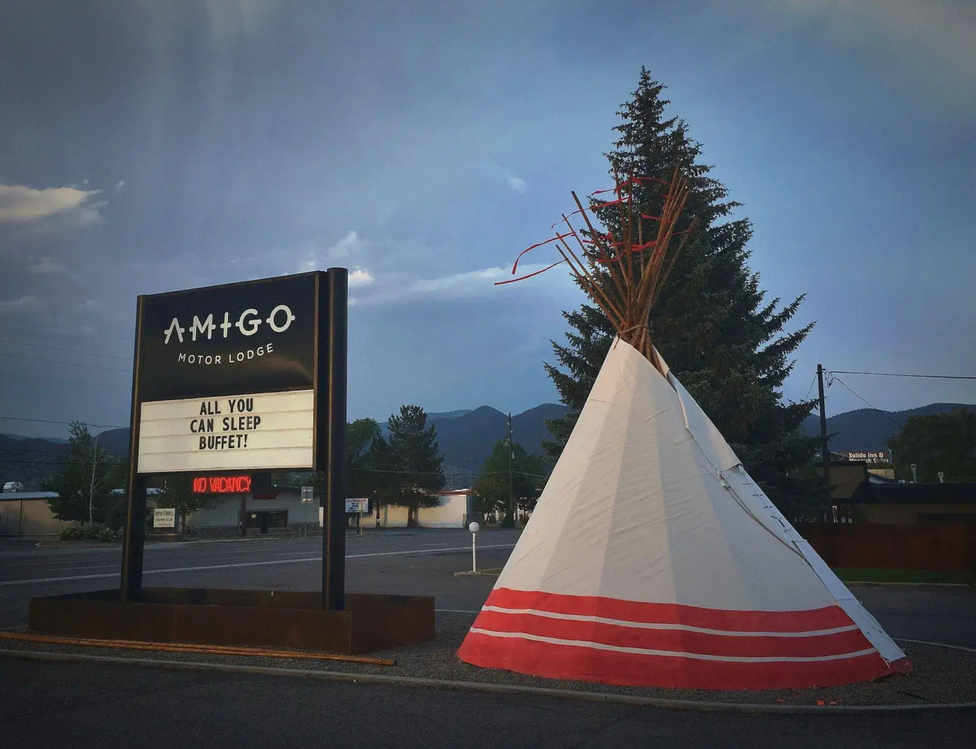 The Amigo Motor Lodge