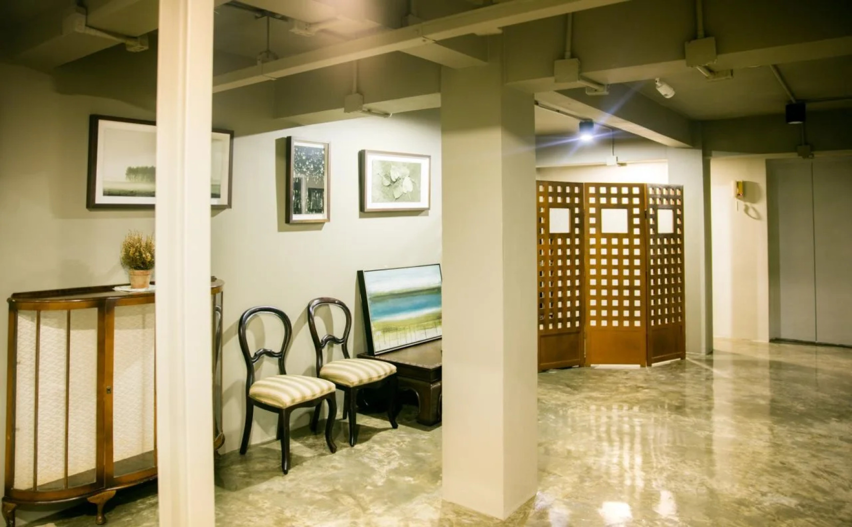 Collection O The Spades Hostel