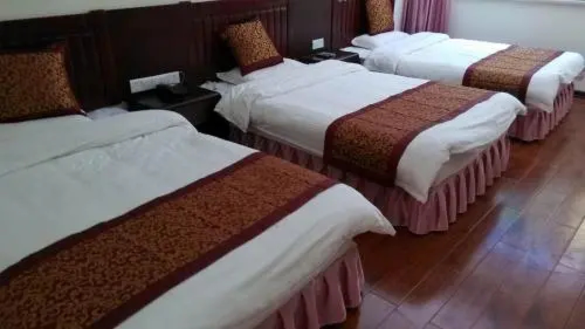 Zhangjiajie Forest Park Qinyuan Hotel