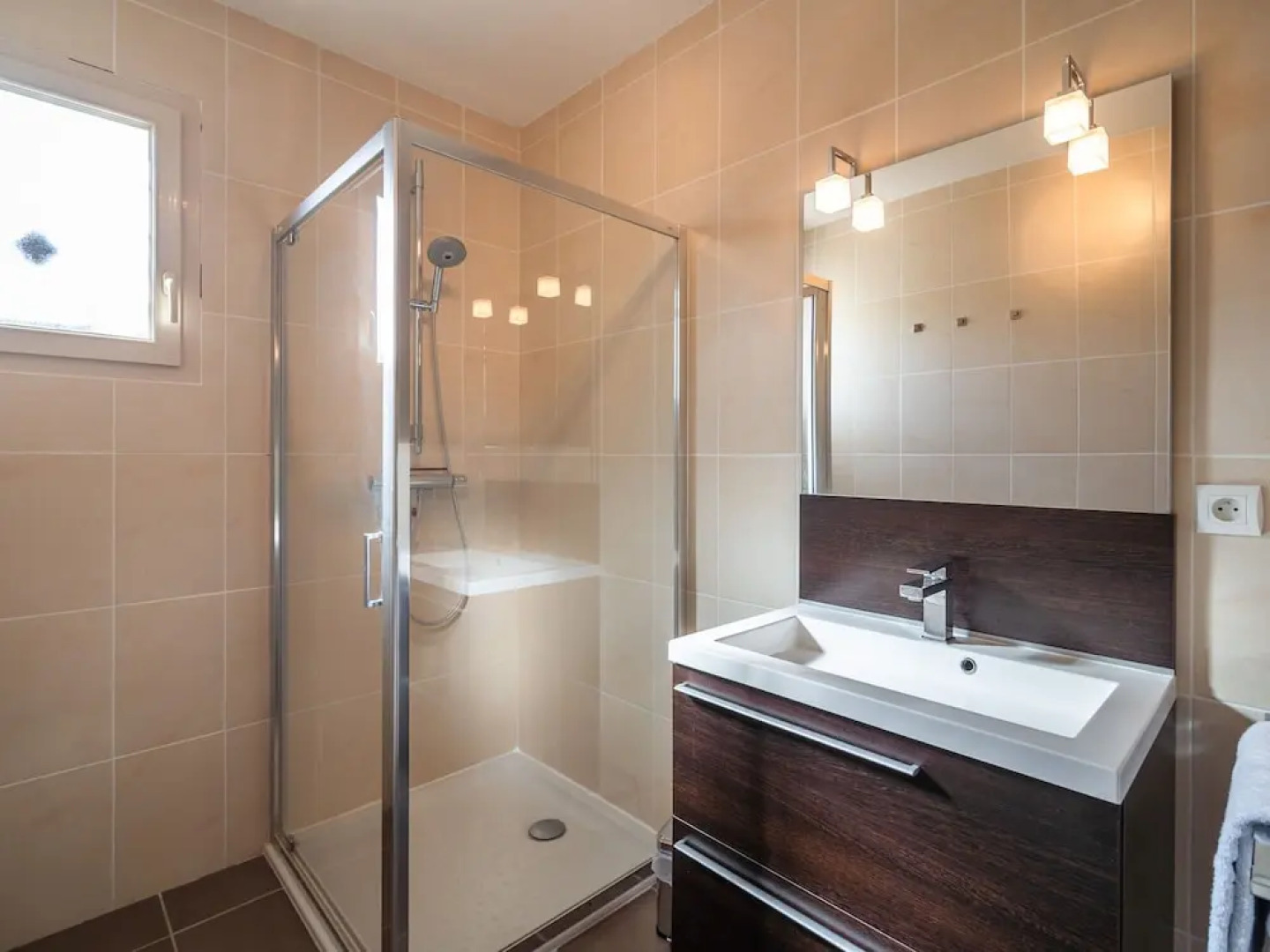 Luxury Villa Offering Privacy & Private Swimming Pool