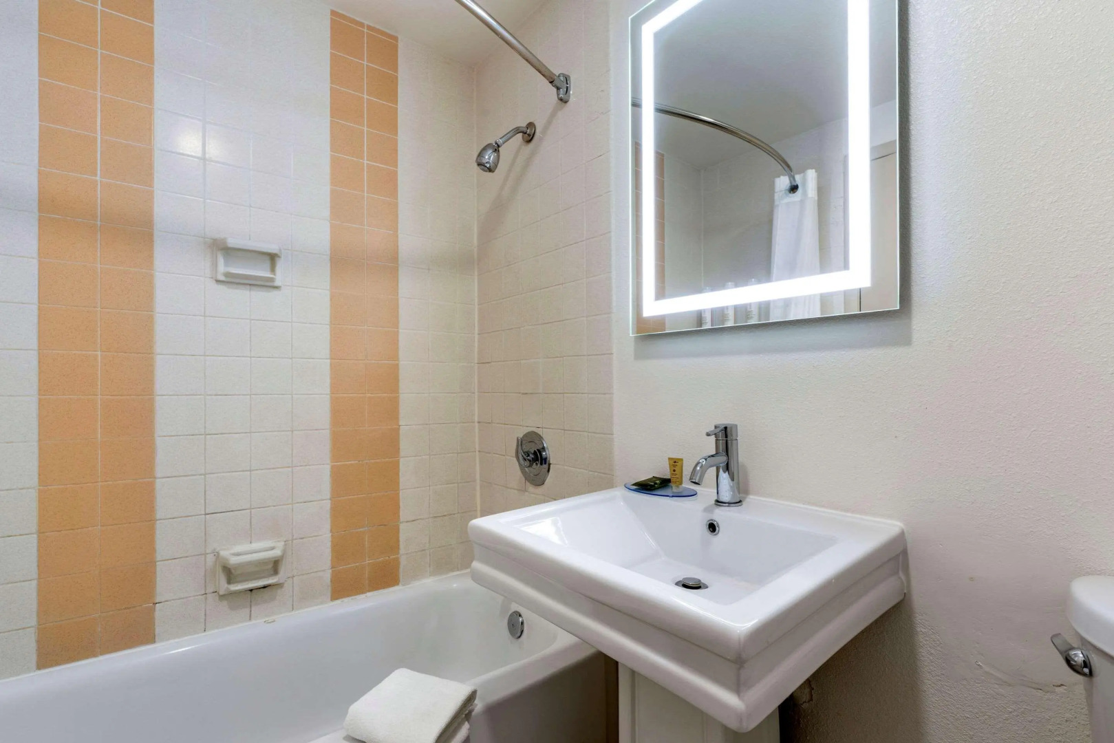 Days Inn Fresno North