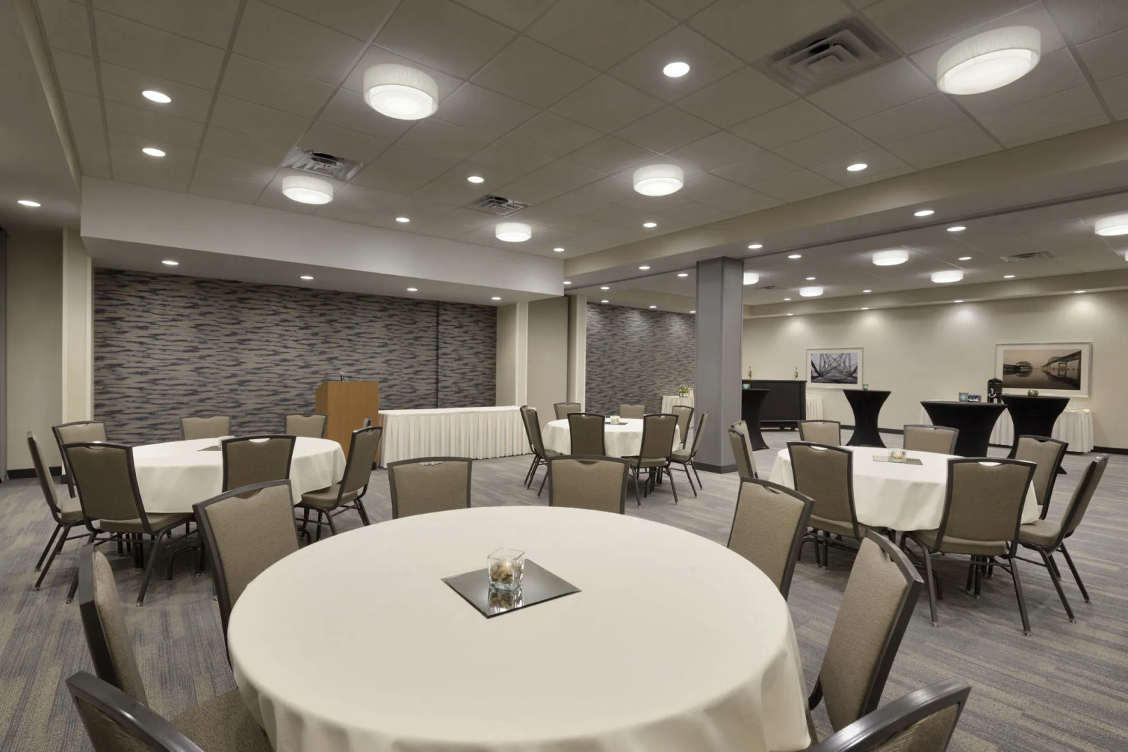 Holiday Inn & Suites Duluth Downtown by IHG