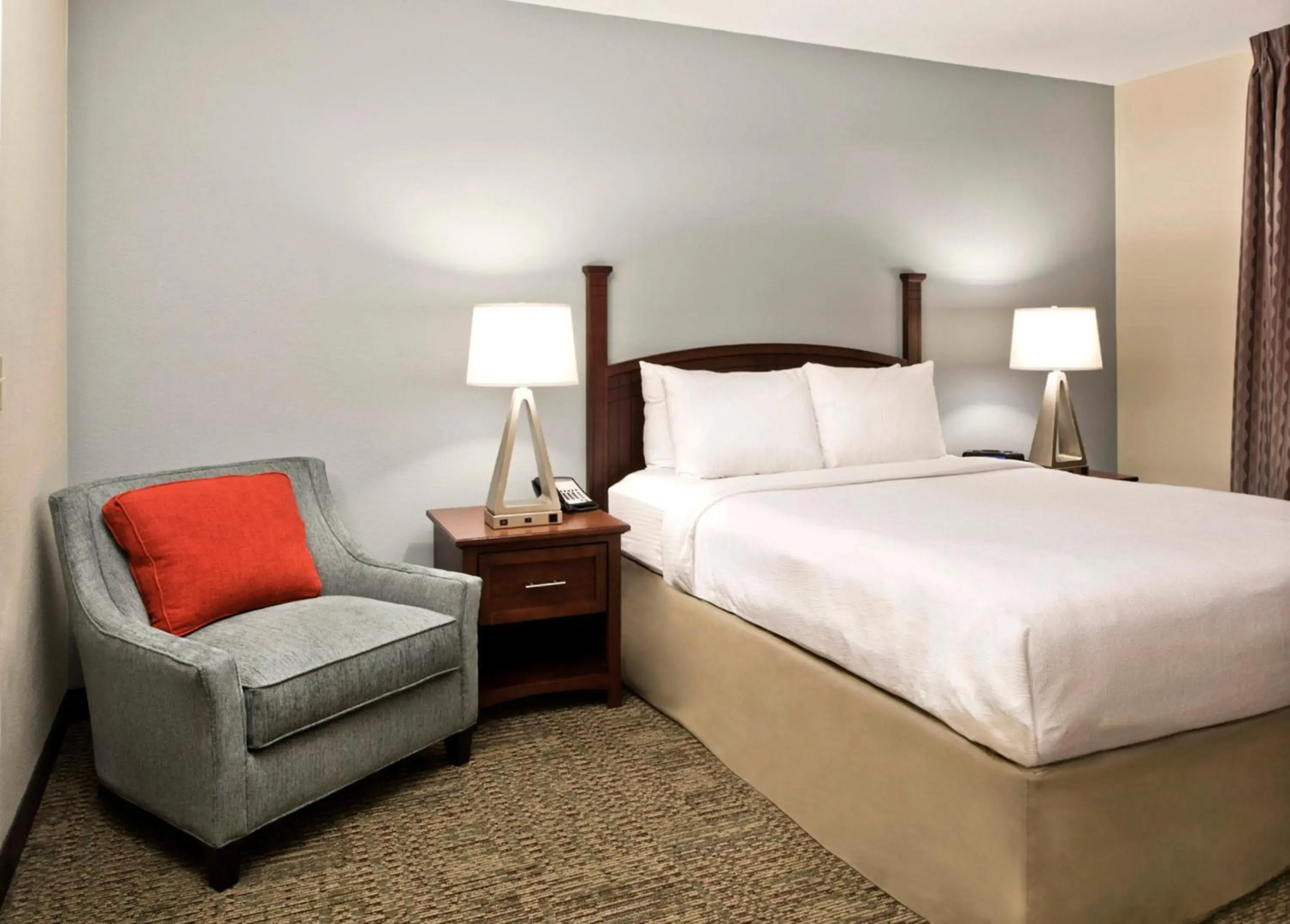 Staybridge Suites Charlotte Ballantyne by IHG