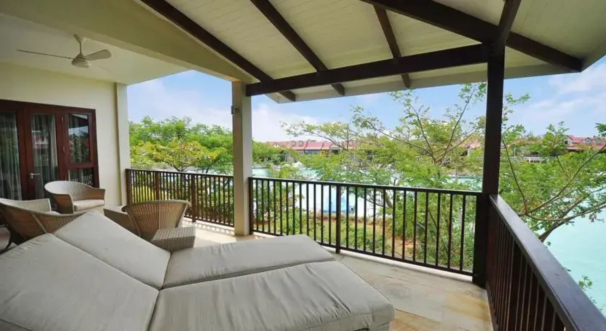 Luxury Apartment on Seychelles