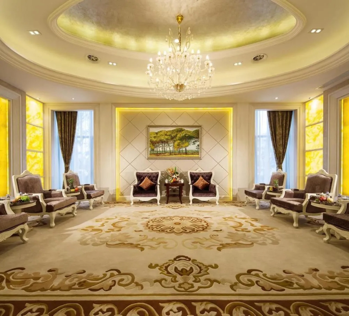 Royal Oriental Garden Hotel