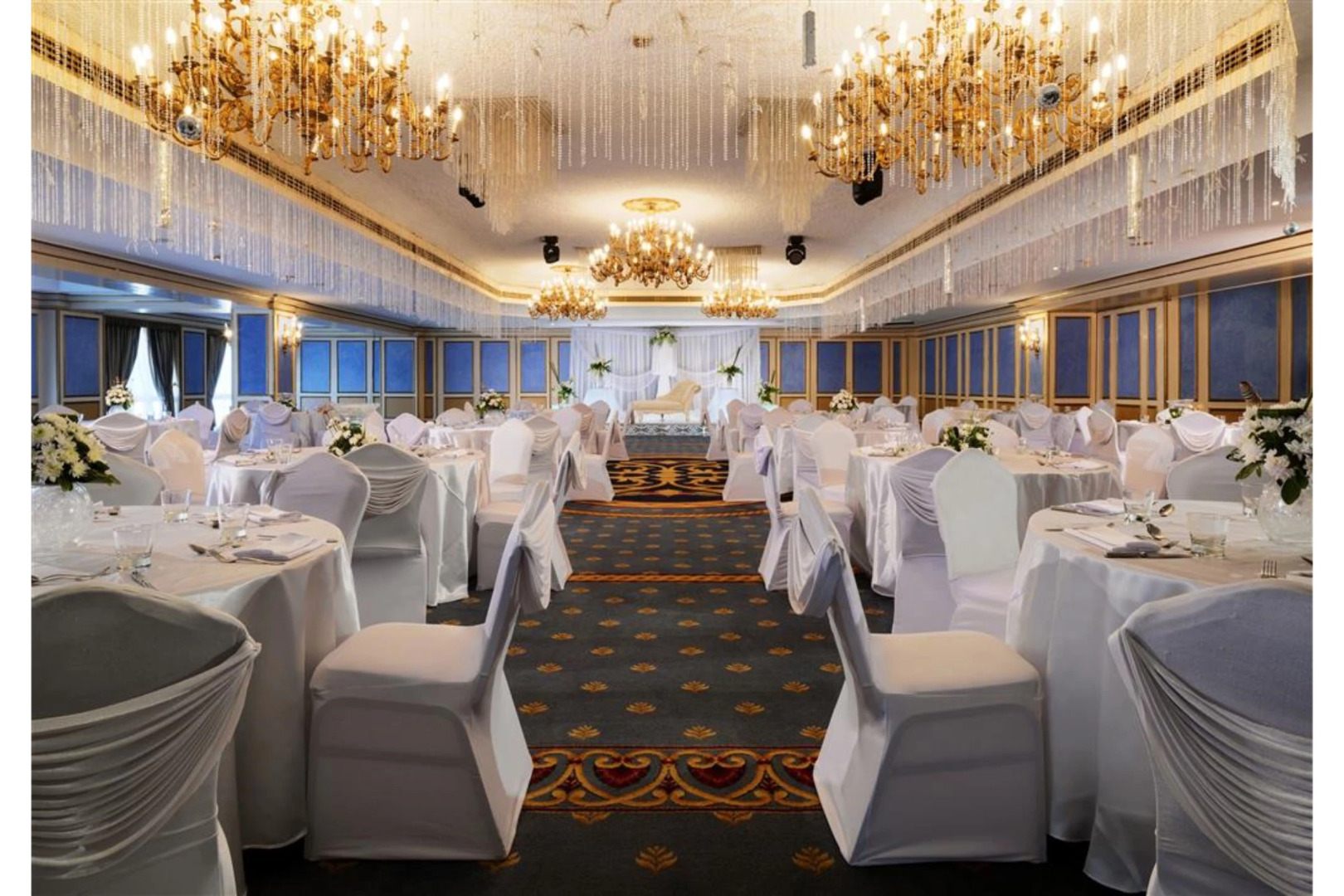 Le Meridien Pyramids Hotel & Spa