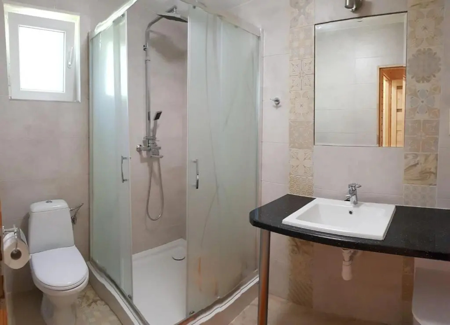 O.W. Krakus II - Domki i Pokoje