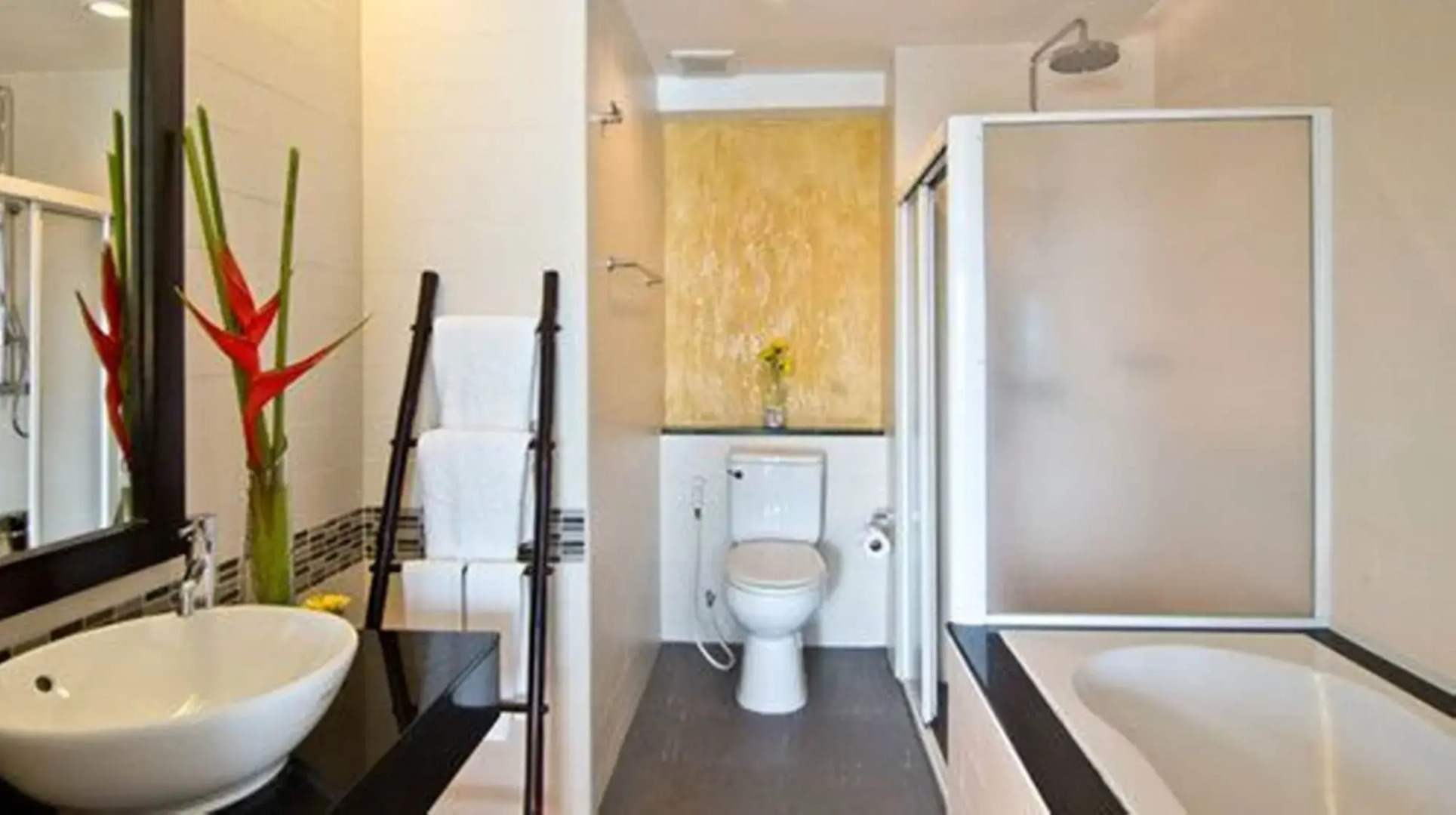 Отель Palmyra Patong Resort