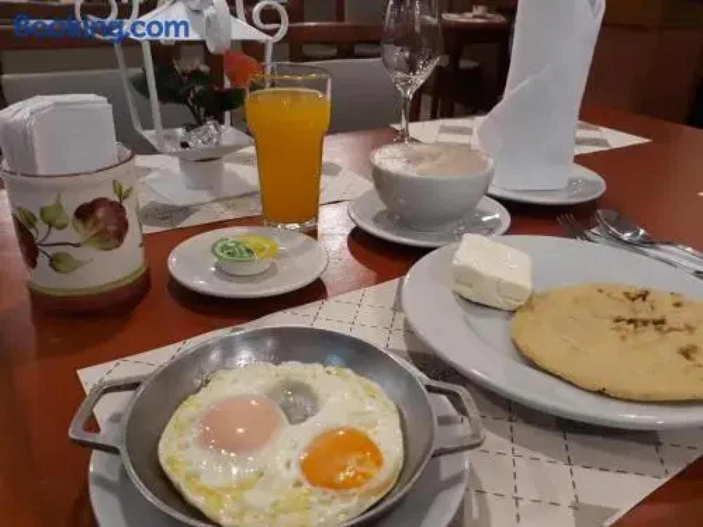 Hotel Mall Del Parque