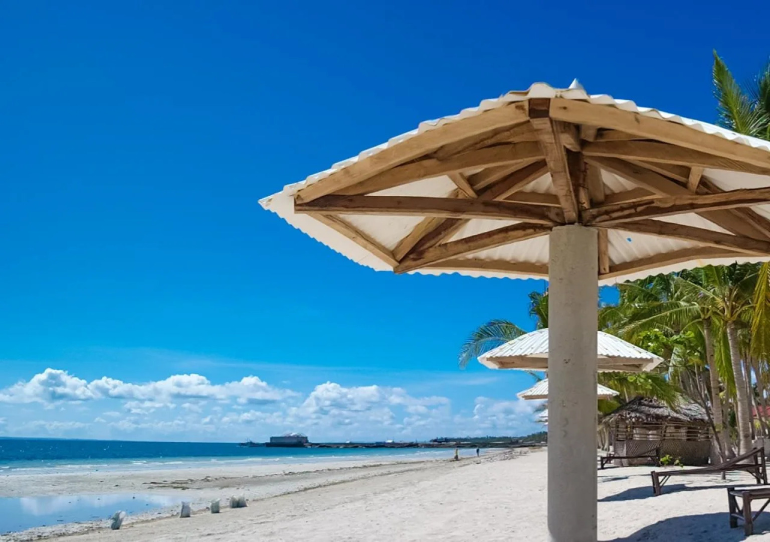 Beach Montemar Resort