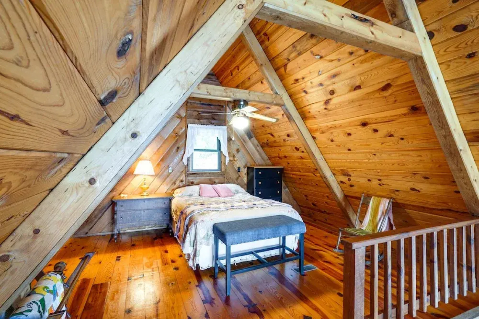 Lakefront Sunrise Beach Cabin w/ Private Dock!