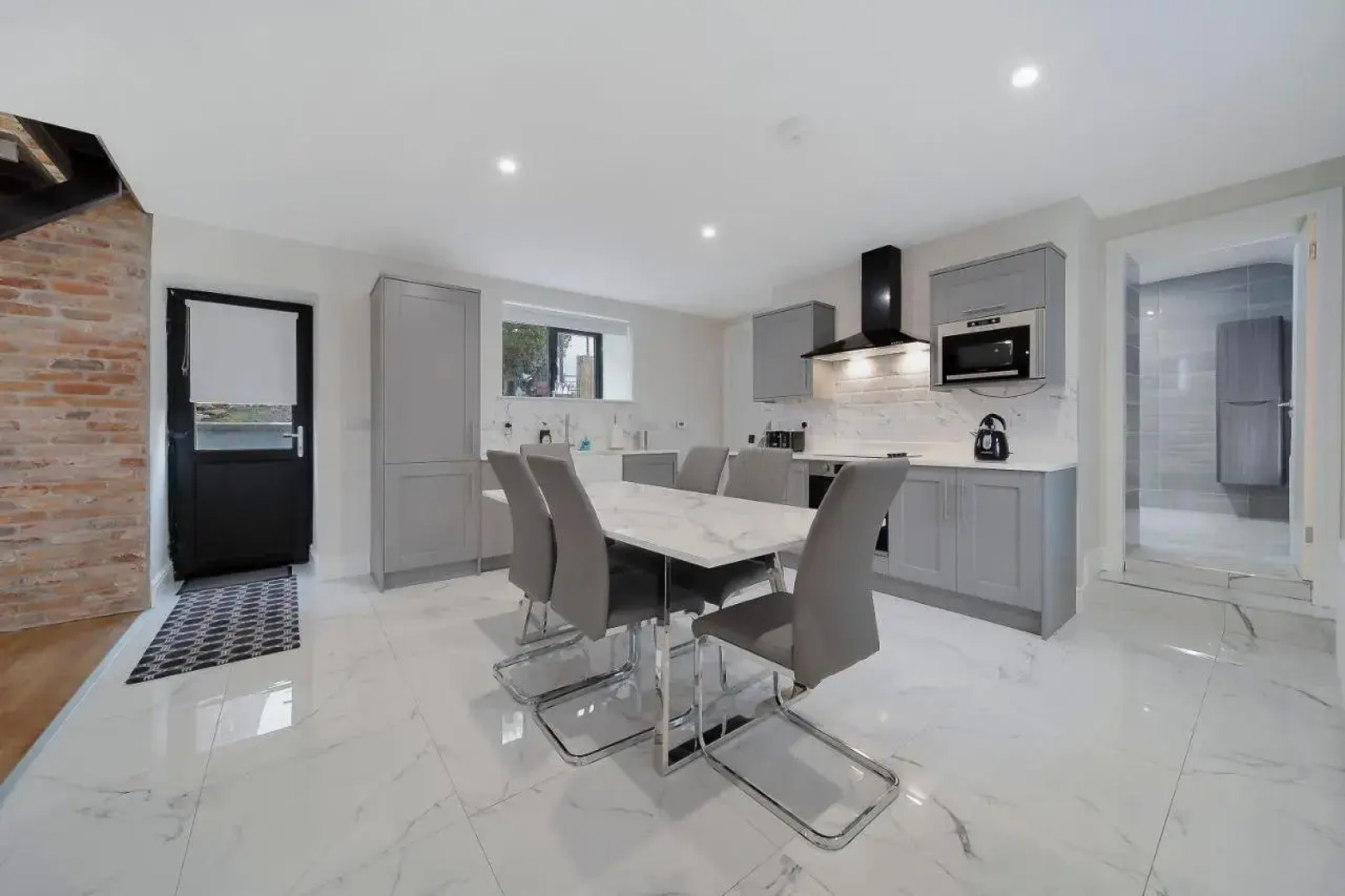 NEW Glenside Abbey sleeping 7 guests