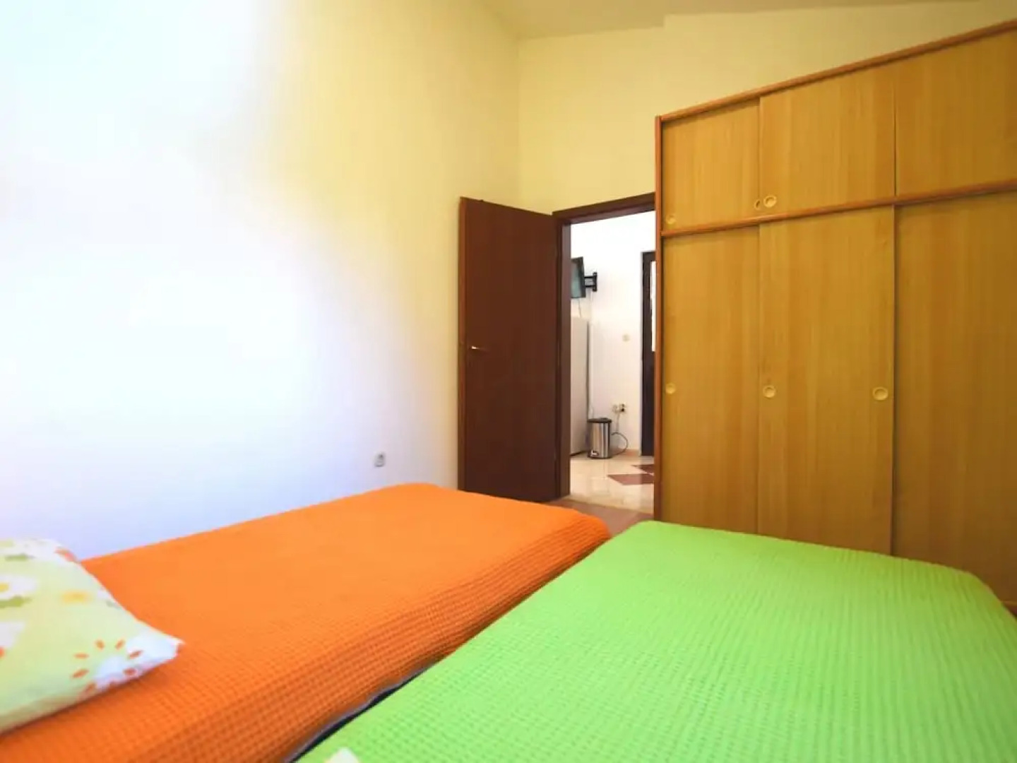 Comfortable Apartment ina Quiet Location, With a Shared Swimming Pool, Near Pula