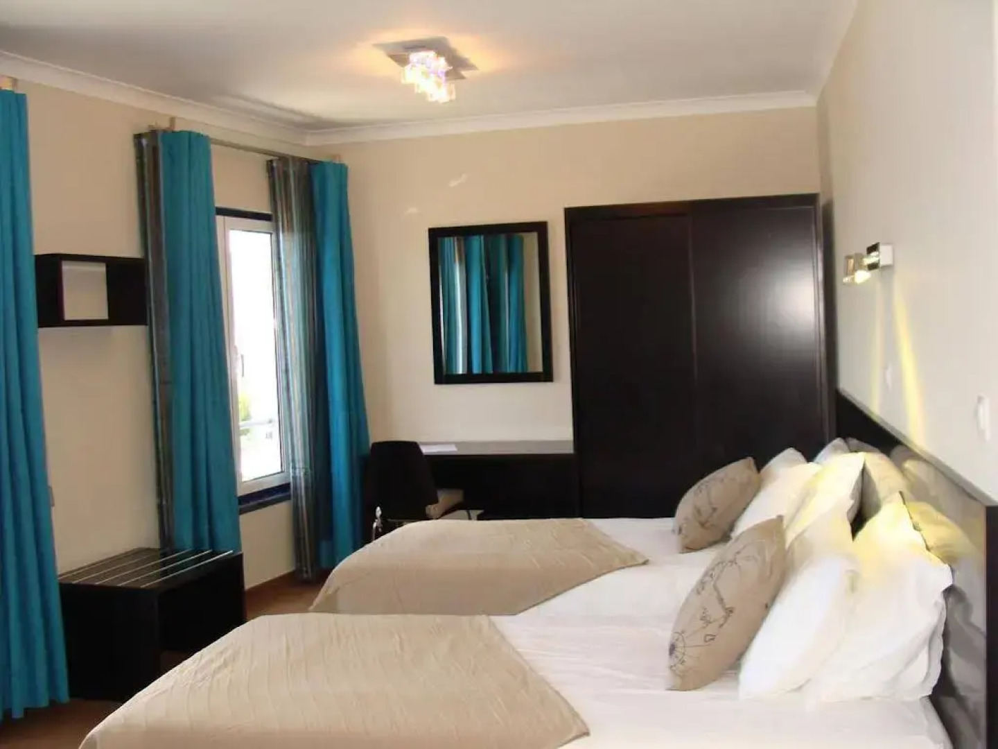 Apartamentos Kósmos