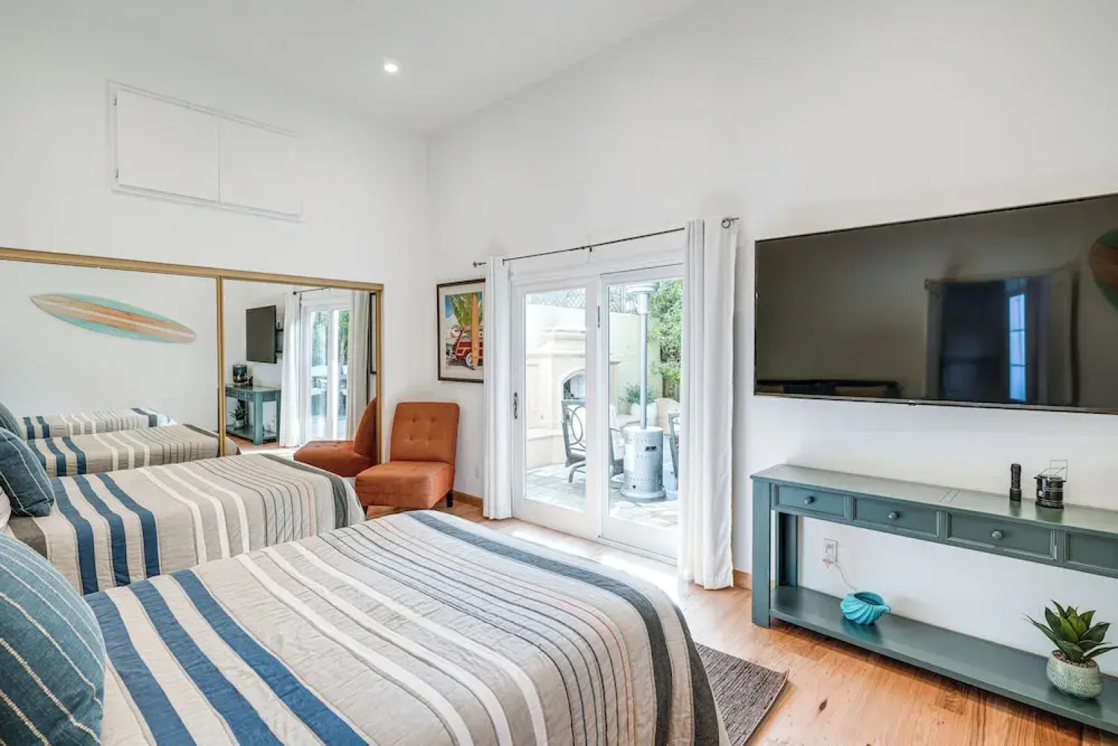 Swim, Golf & Relax: Luxe Townhome in Aptos