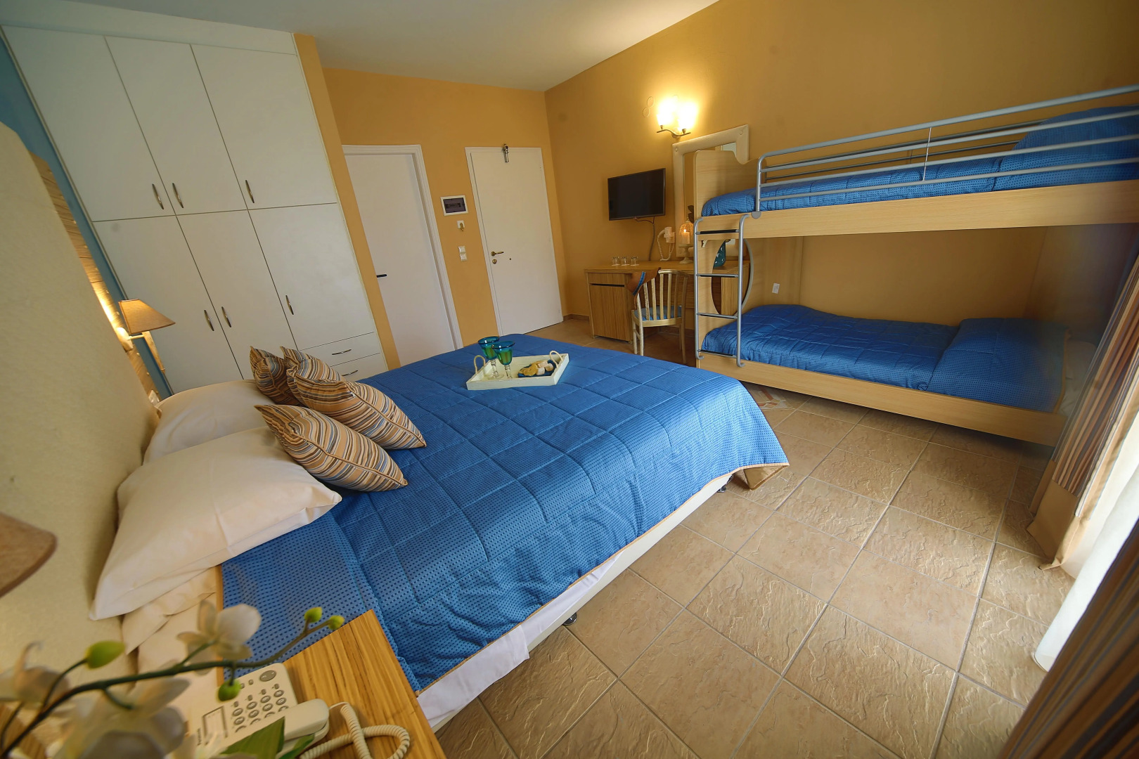 Dolphin Bay Seaside Resort & Suites