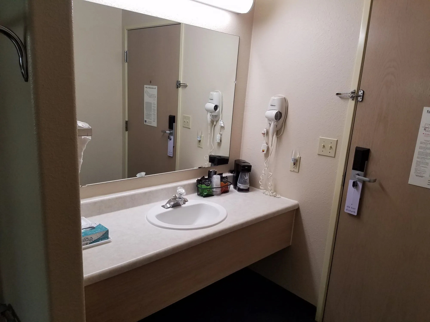 Simple Rewards Inn