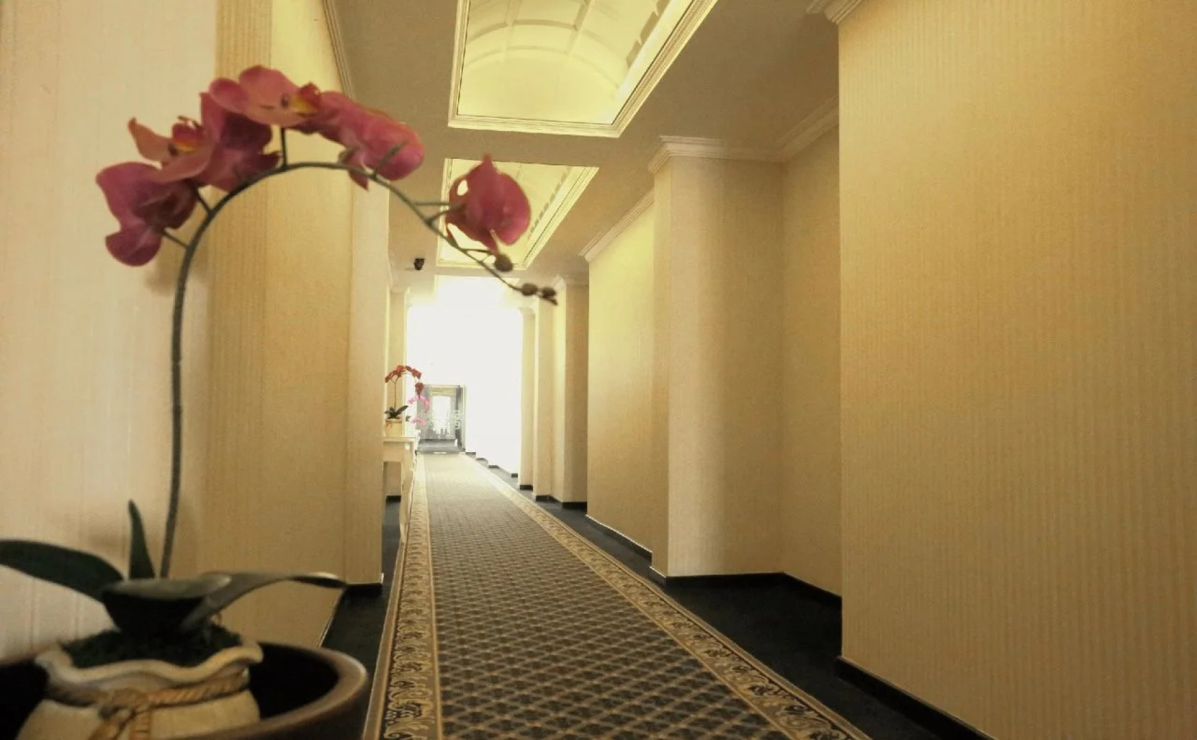 Adhiwangsa Hotel & Convention Hall