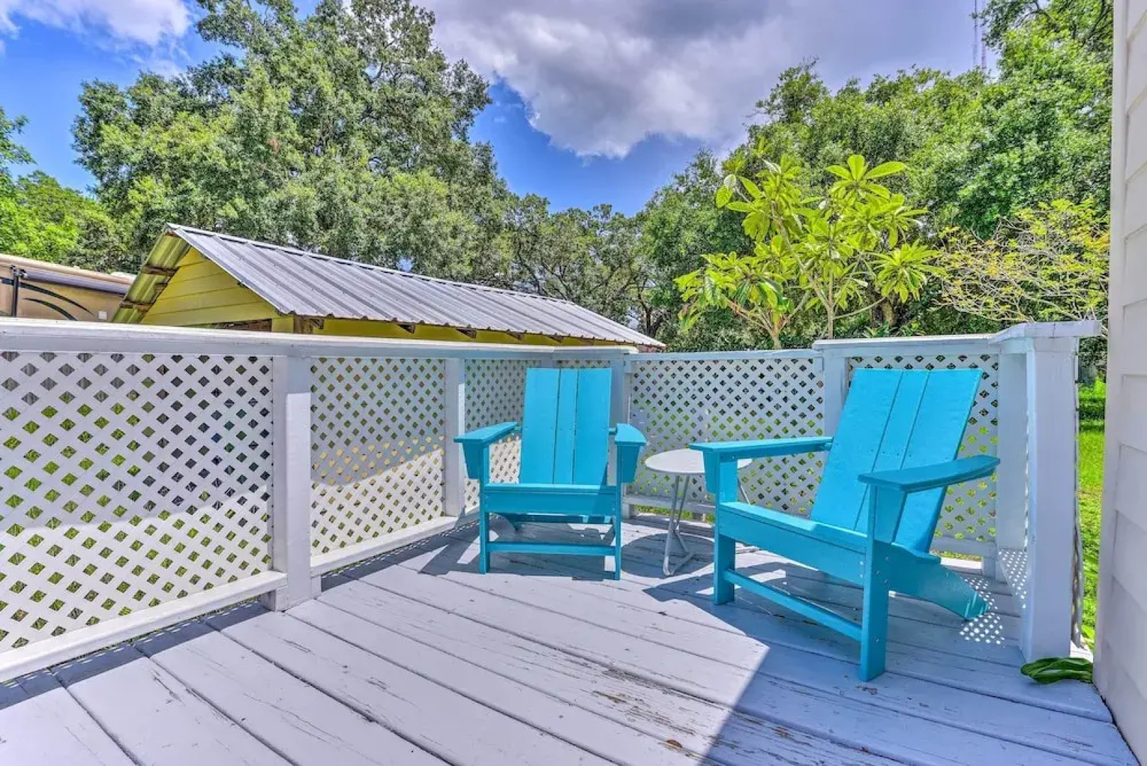 16 Mi to Disney: Cottage w/ Deck in Winter Garden