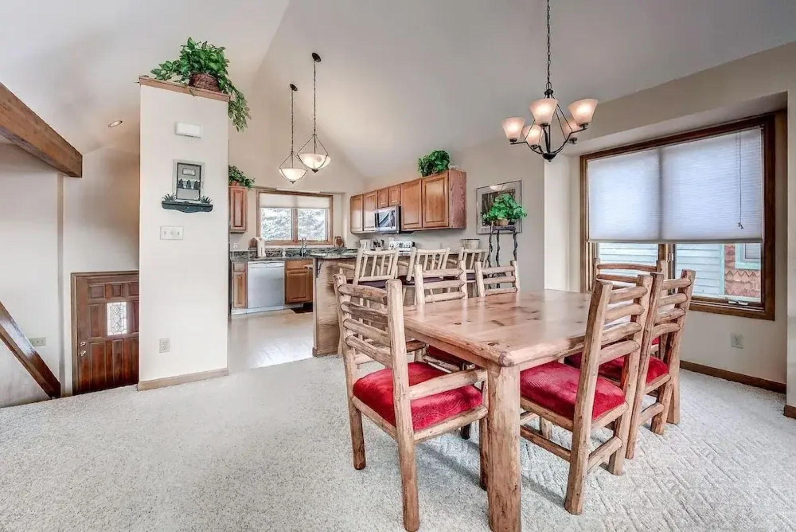 Pitkin Townhome - 704 3 Bedroom Townhouse by RedAwning