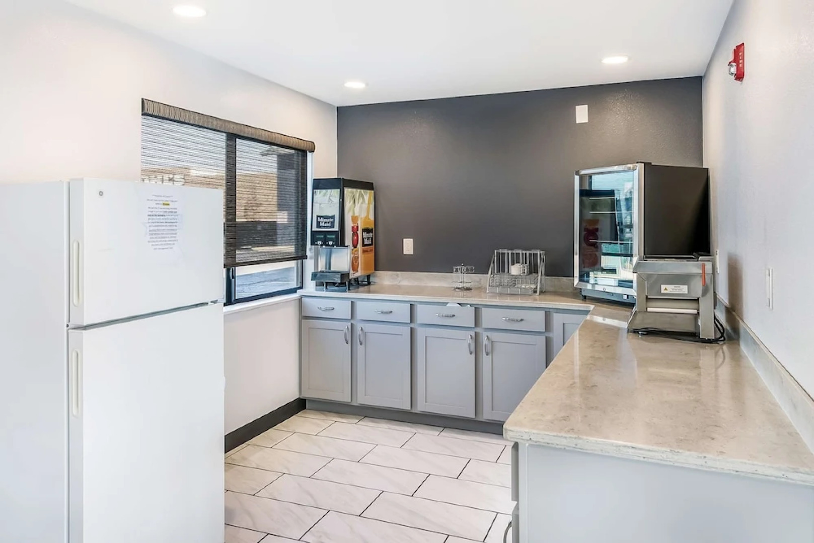 Motel 6 Peoria - East