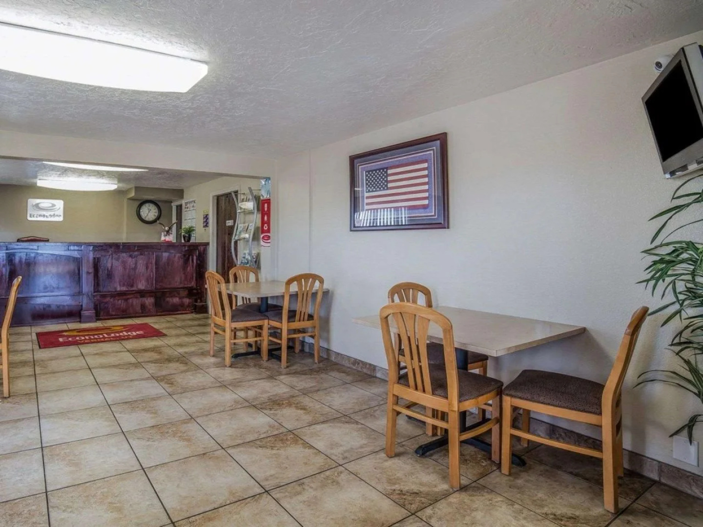 Econo Lodge Downtown