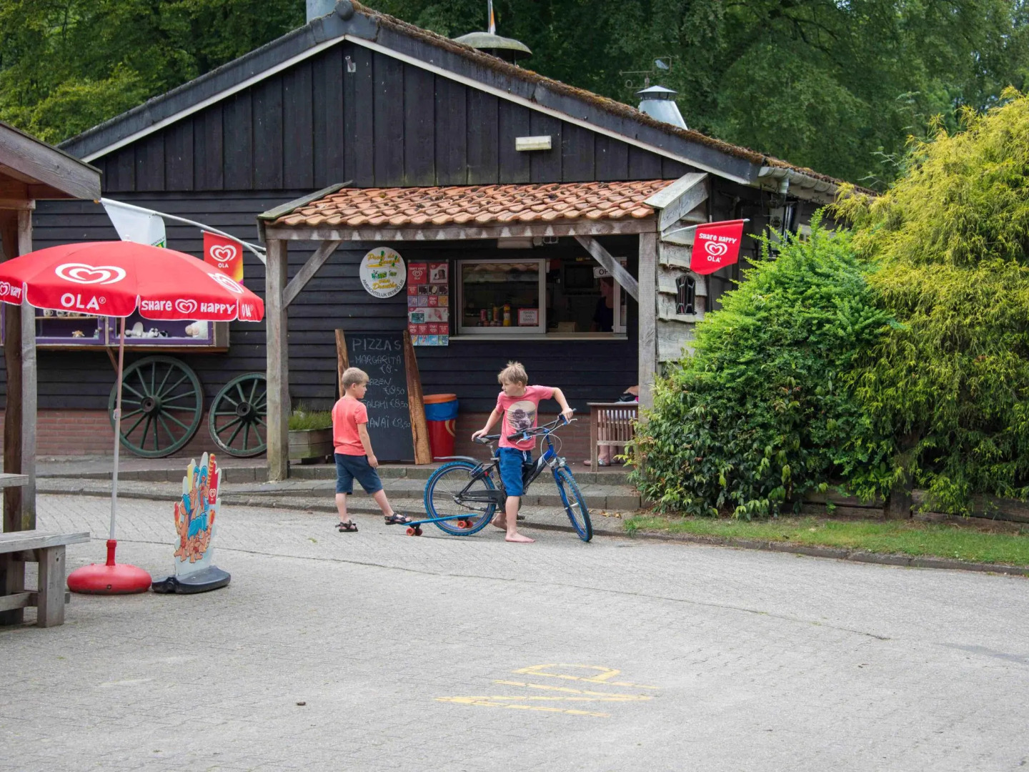 Cozy Chalet Near a National Park