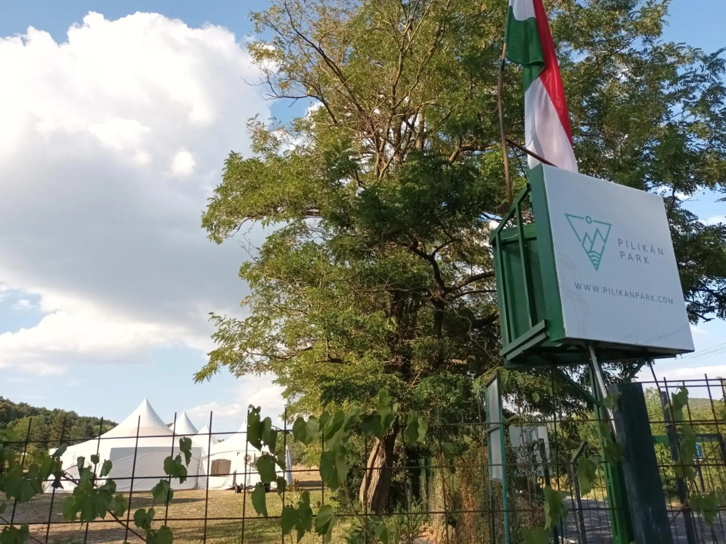 Pilikán Apartments - Park - Vineyard & Sheep farm