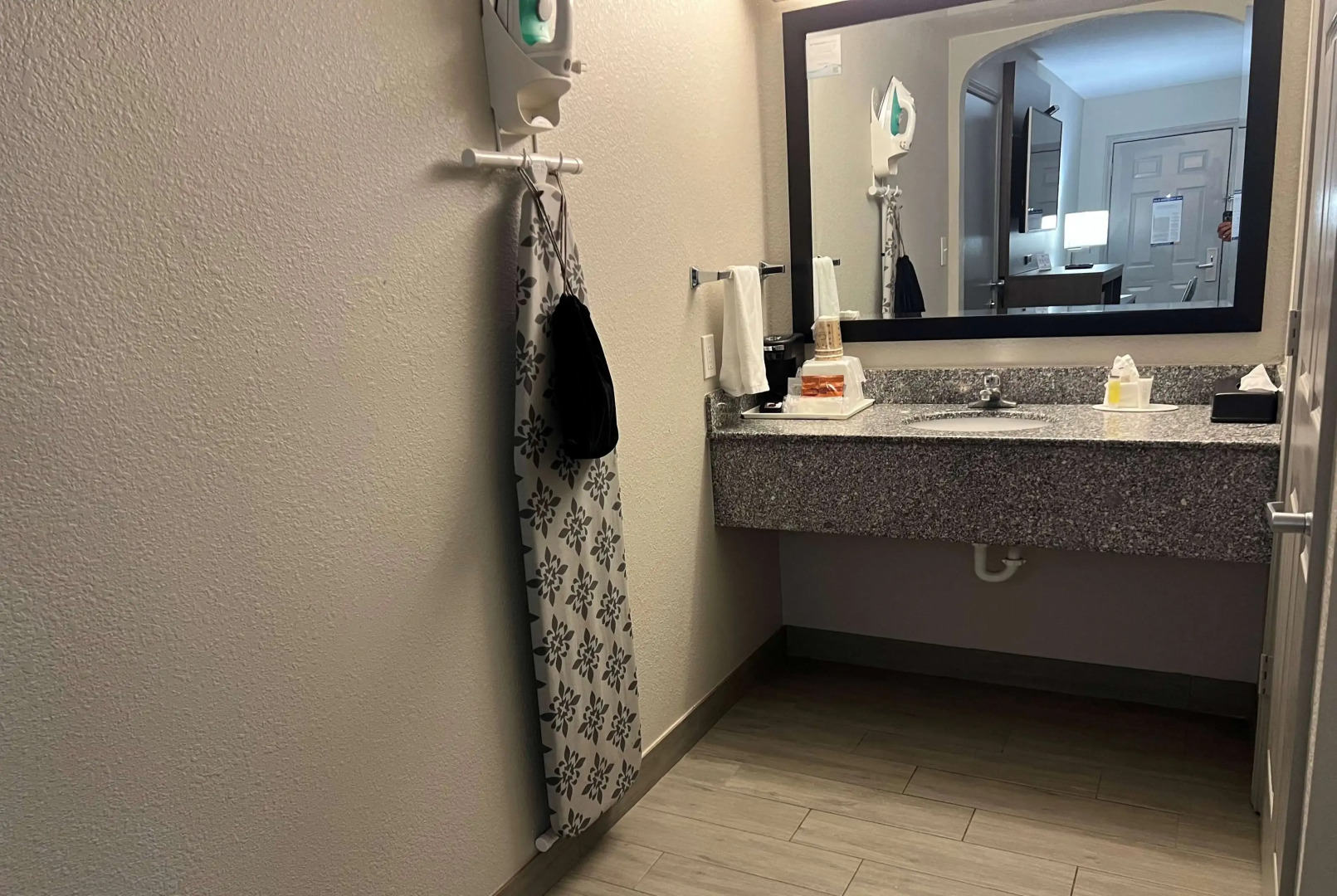 Days Inn by Wyndham Wagoner