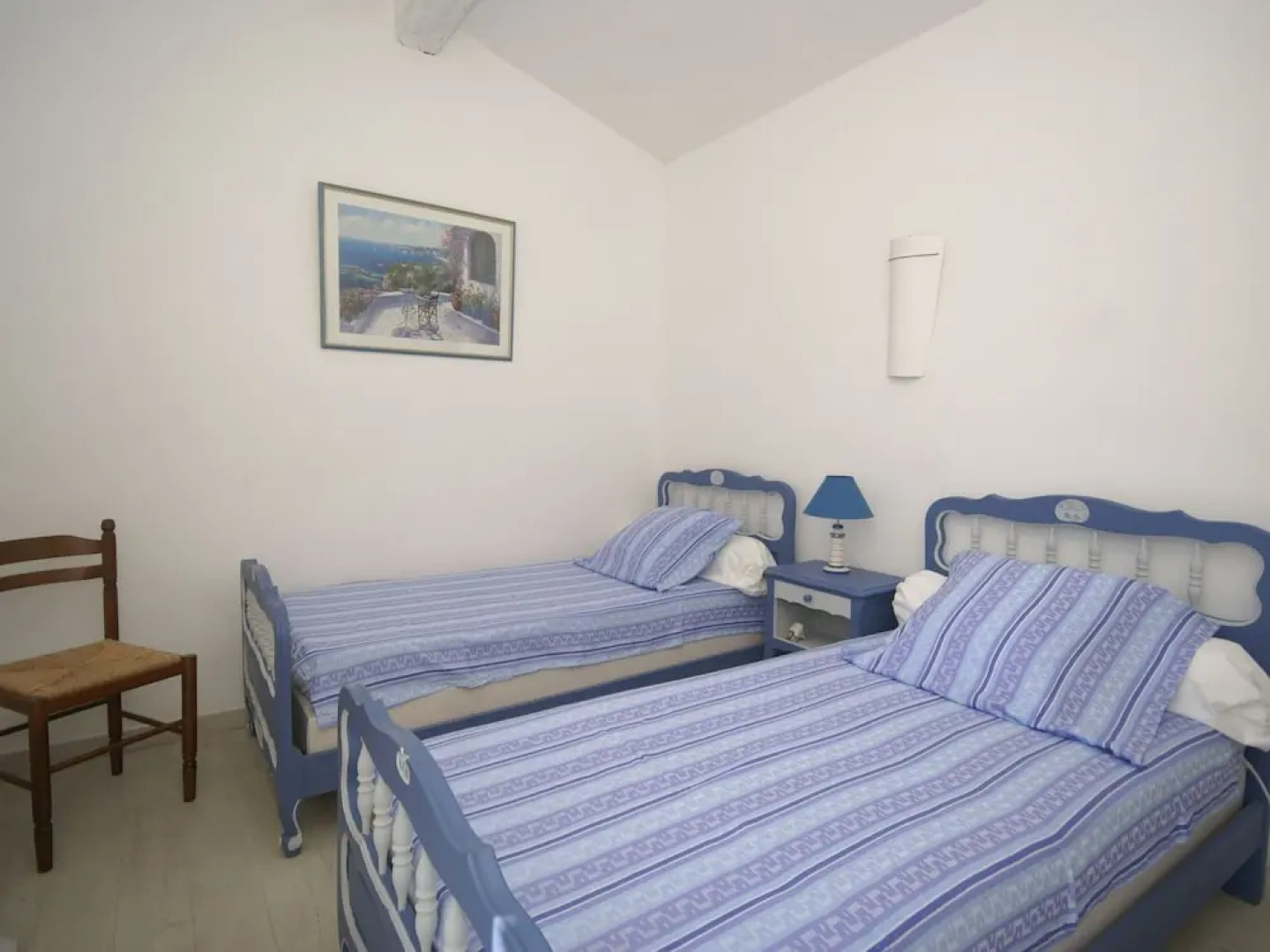 Majestic Villa in Mouans-Sartoux with Swimming Pool