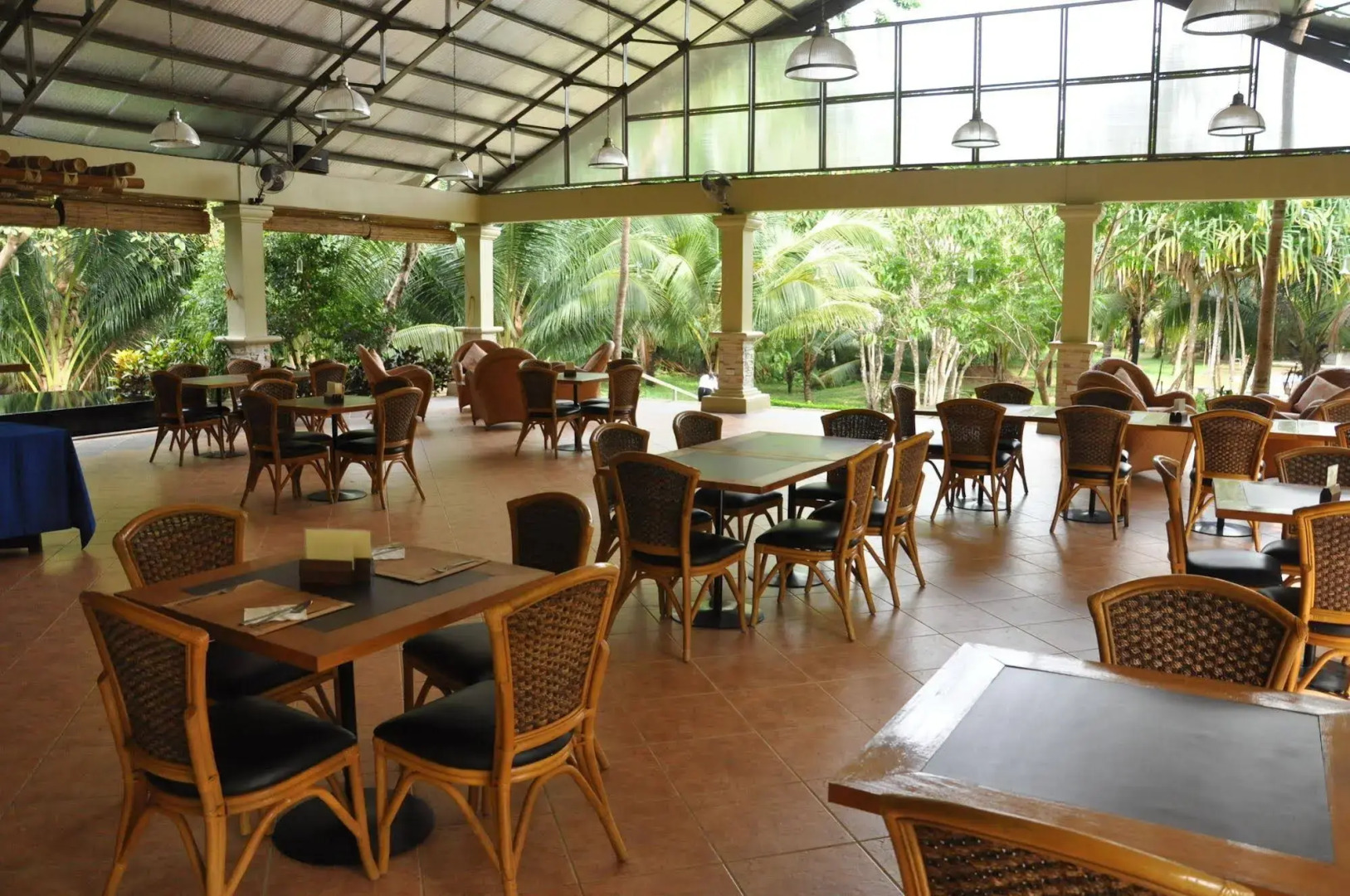 Busuanga Island Paradise Hotel