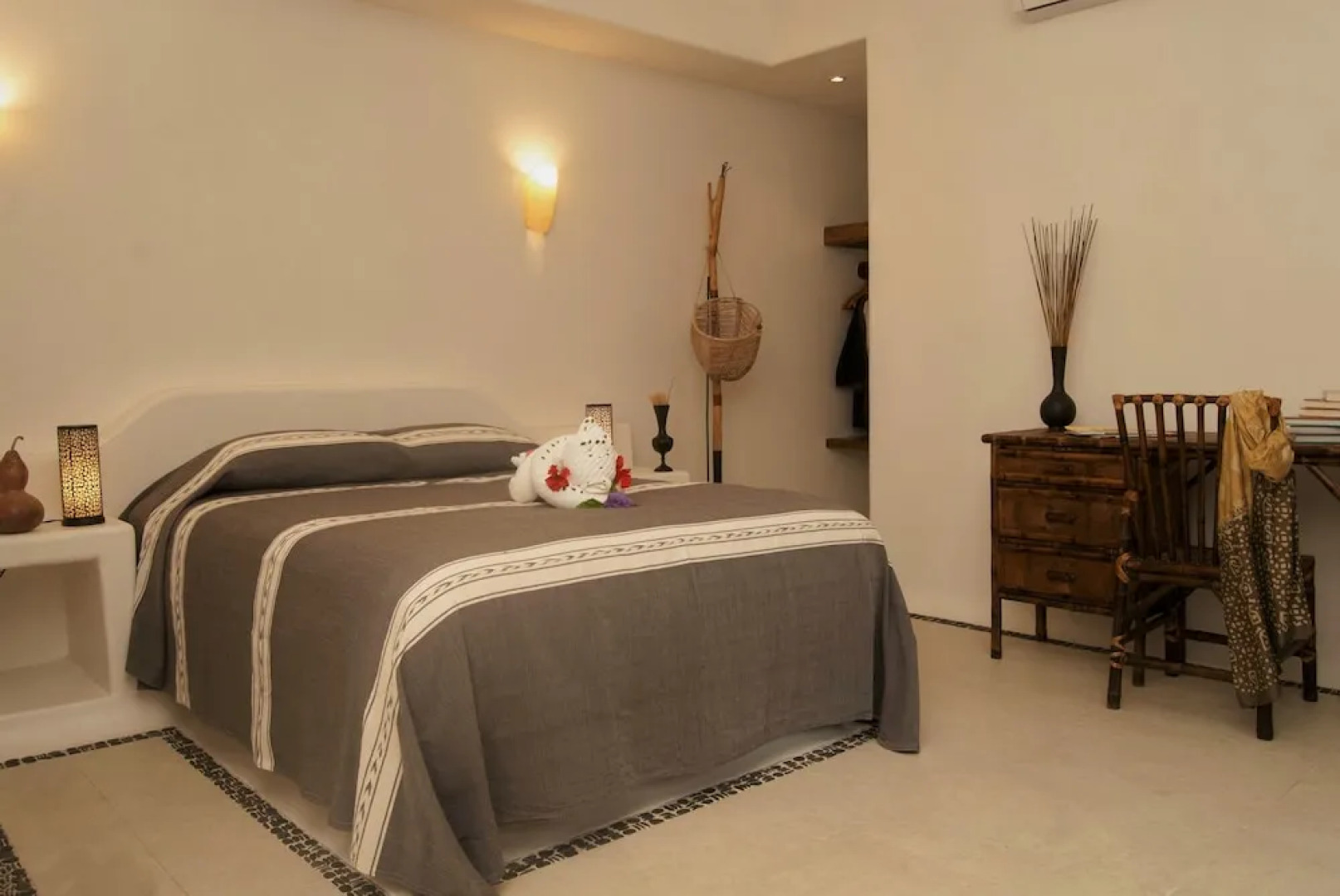 Solana Boutique Bed & Breakfast