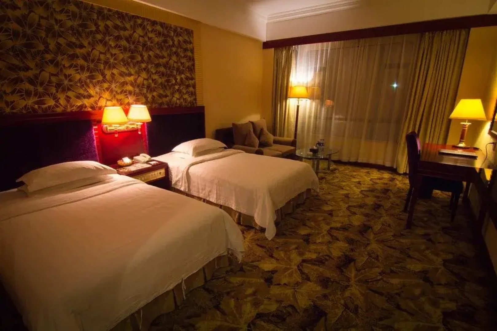 Changping Fulong Hotel