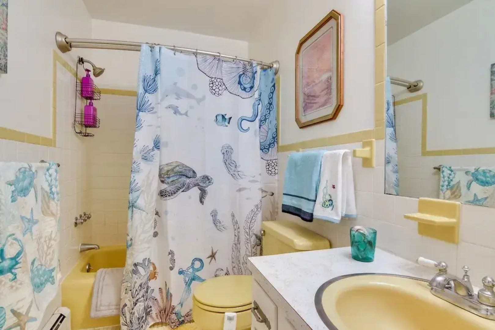 4 Mi to Beaches: Pet-friendly Berlin Home!