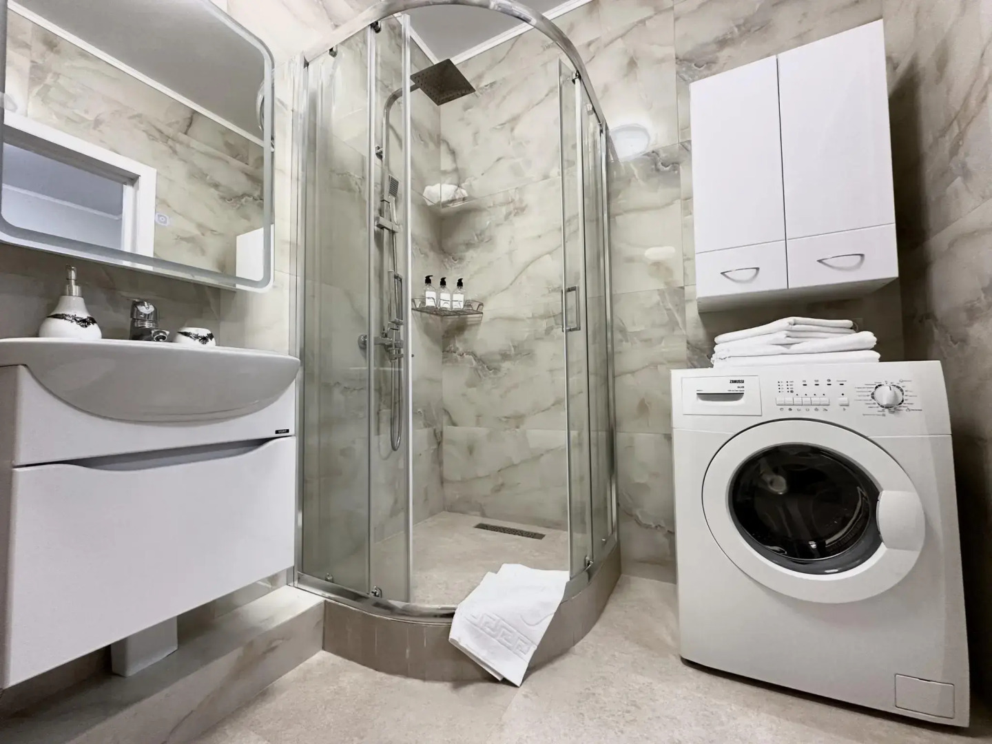 Апартаменты на Генерала Буткова 20