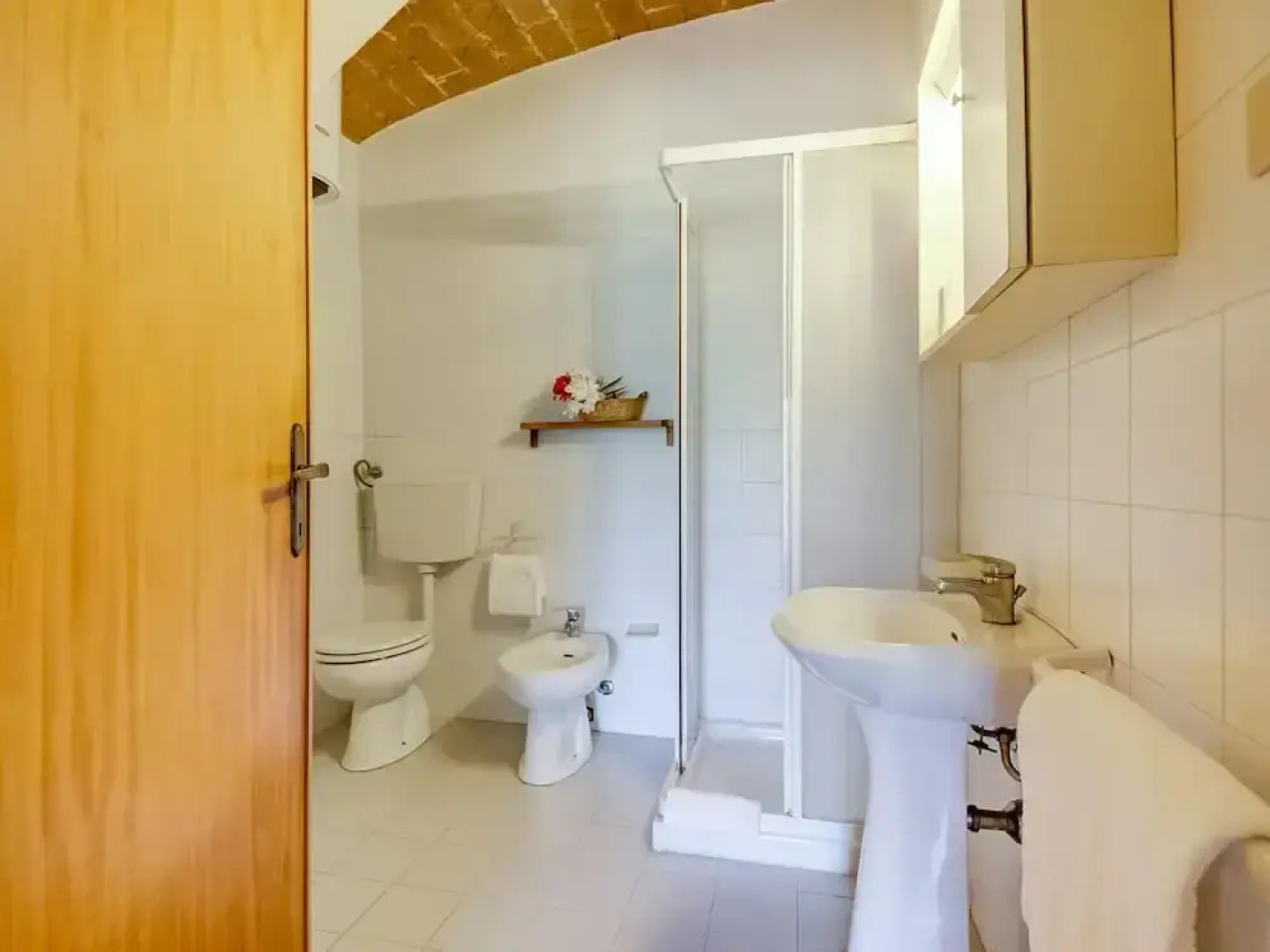 Tuscan Farmhouse in Montescudaio near Sea