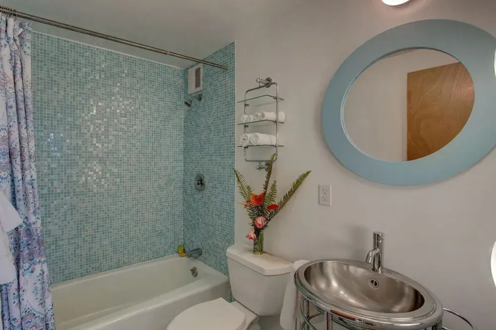 Mauna Loa Shores #405 1 Bedroom Condo By Redawning