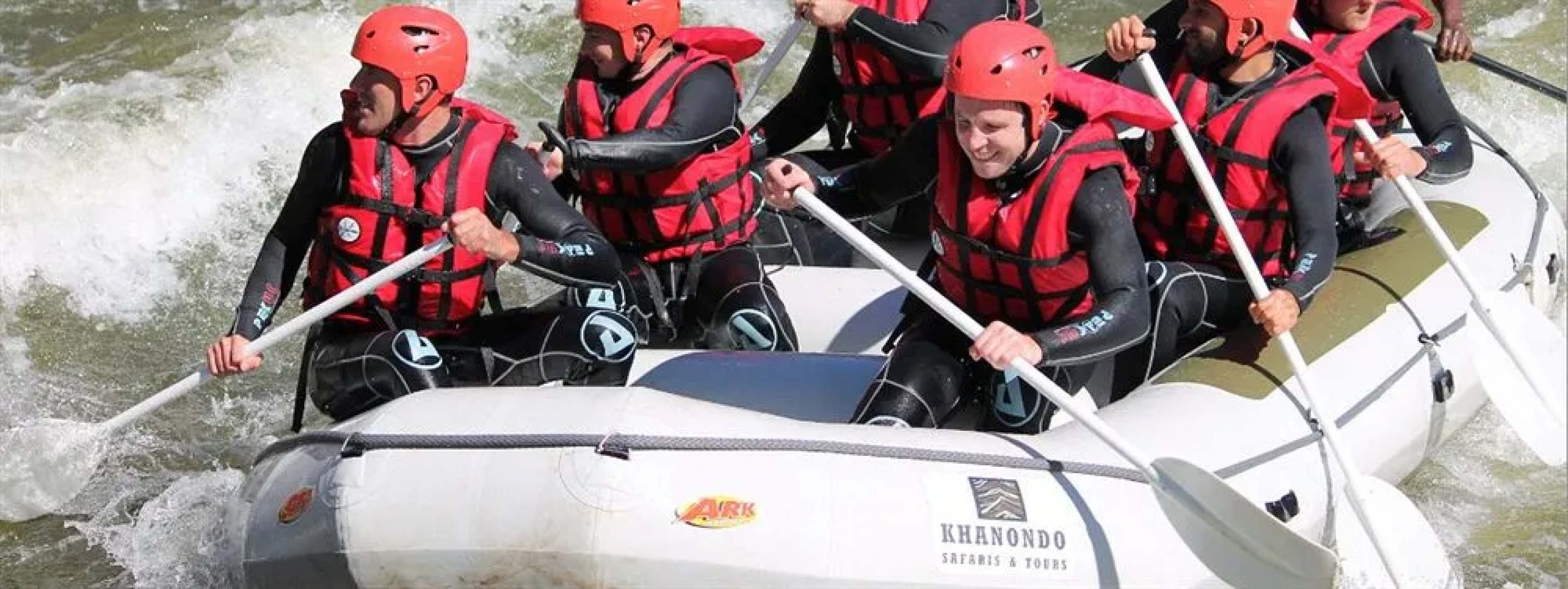 Guest Paradise Lodge