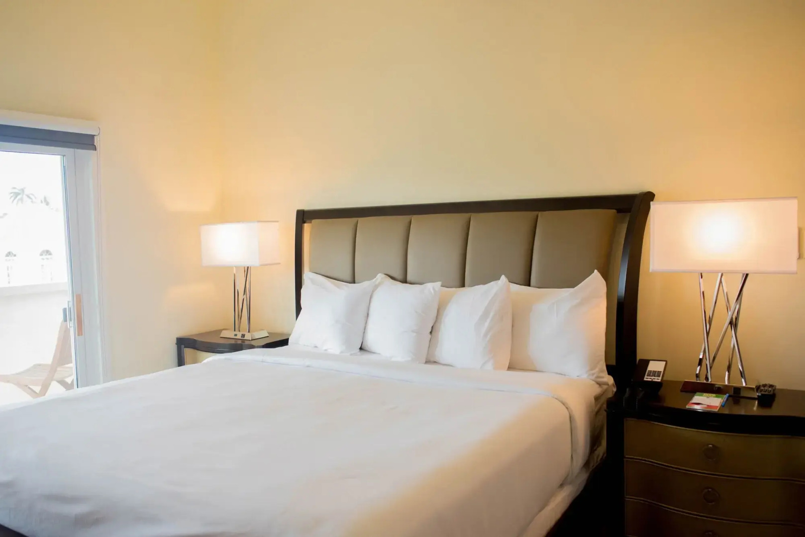 King's Hotel & Residences